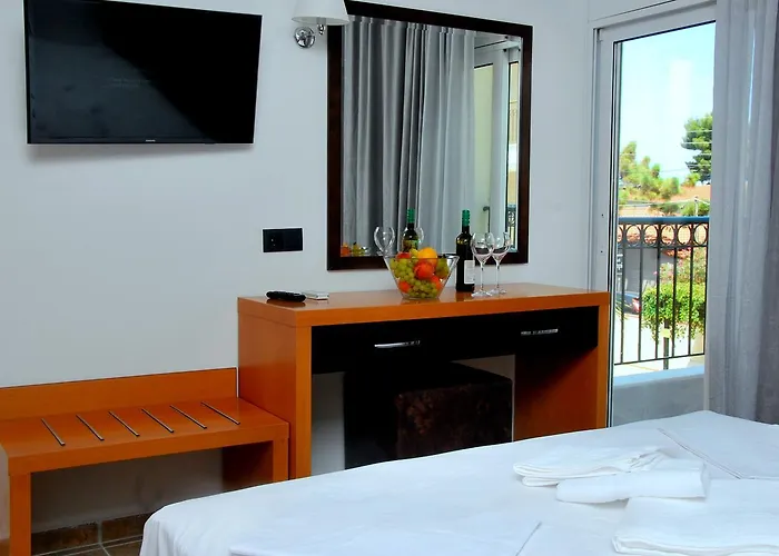 Olympia Hotel 3*